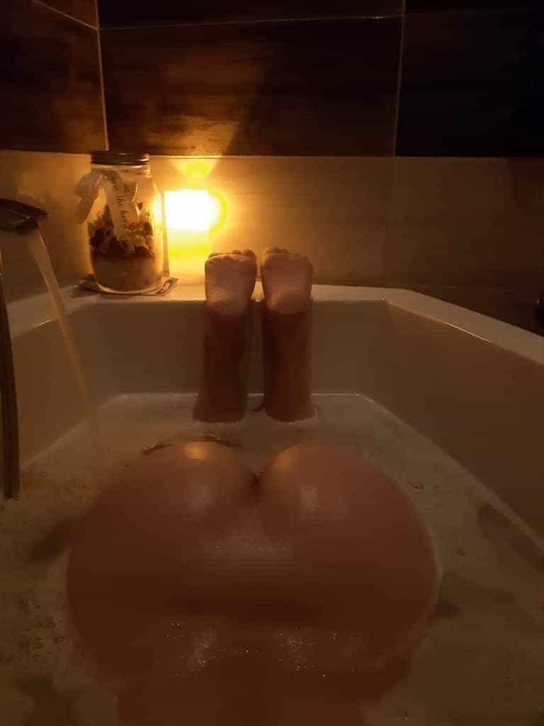 Erotická masérka Angela - fotka 10