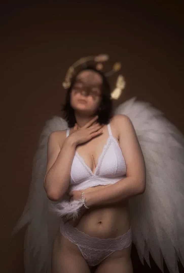 Erotická masérka Danielle - Fantazie massage, Praha 6 - fotka 7