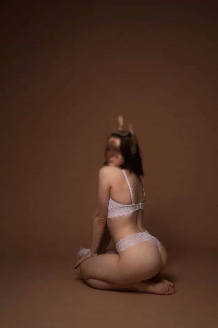 Erotická masérka Danielle - Fantazie massage, Praha 6 - fotka 1