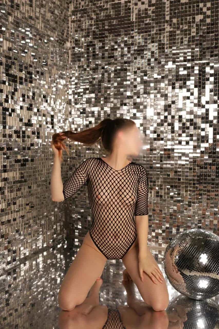 Erotická masérka Sara - Fantazie massage, Praha 6 - fotka 9