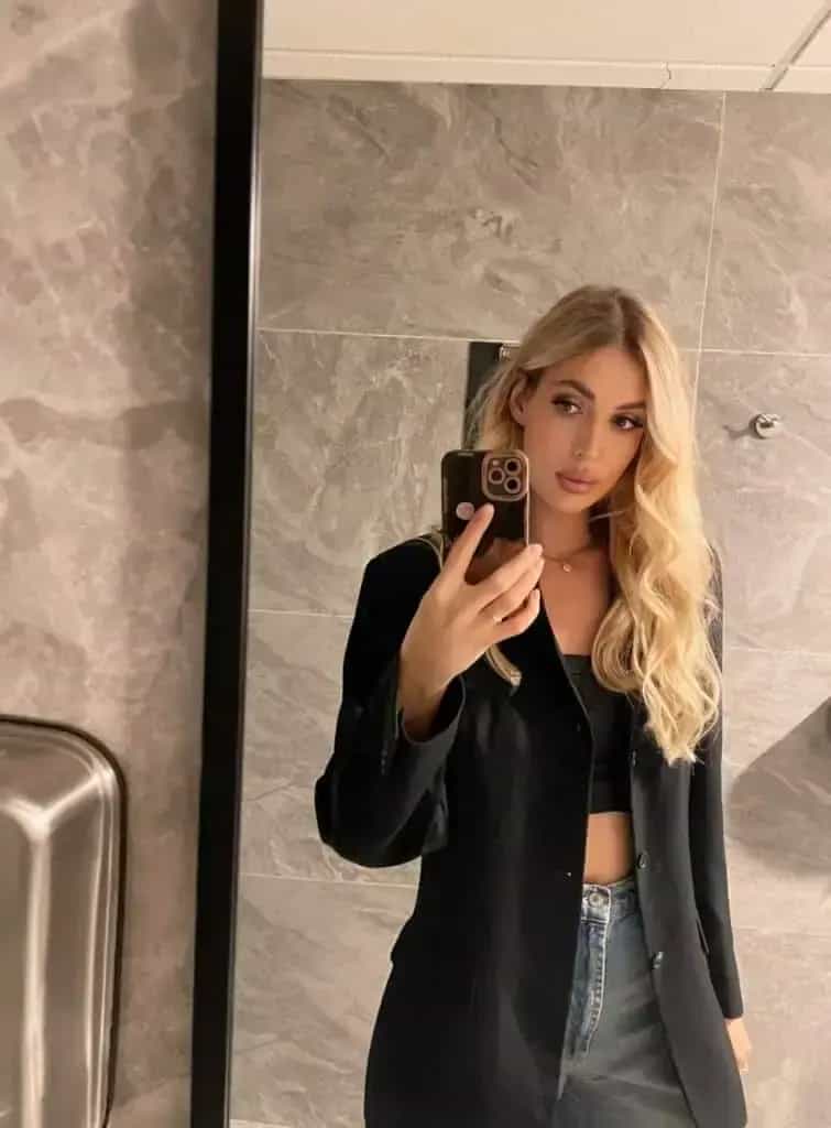 Erotická masérka Angelinka Escort - fotka 7
