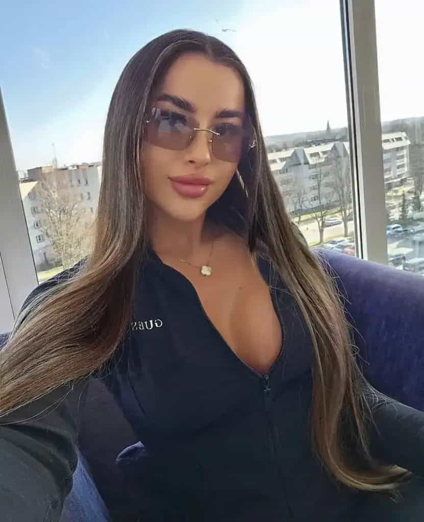 Holka na sex Anna Escort - Martin Kurt Elite, Praha 7 - fotka 2