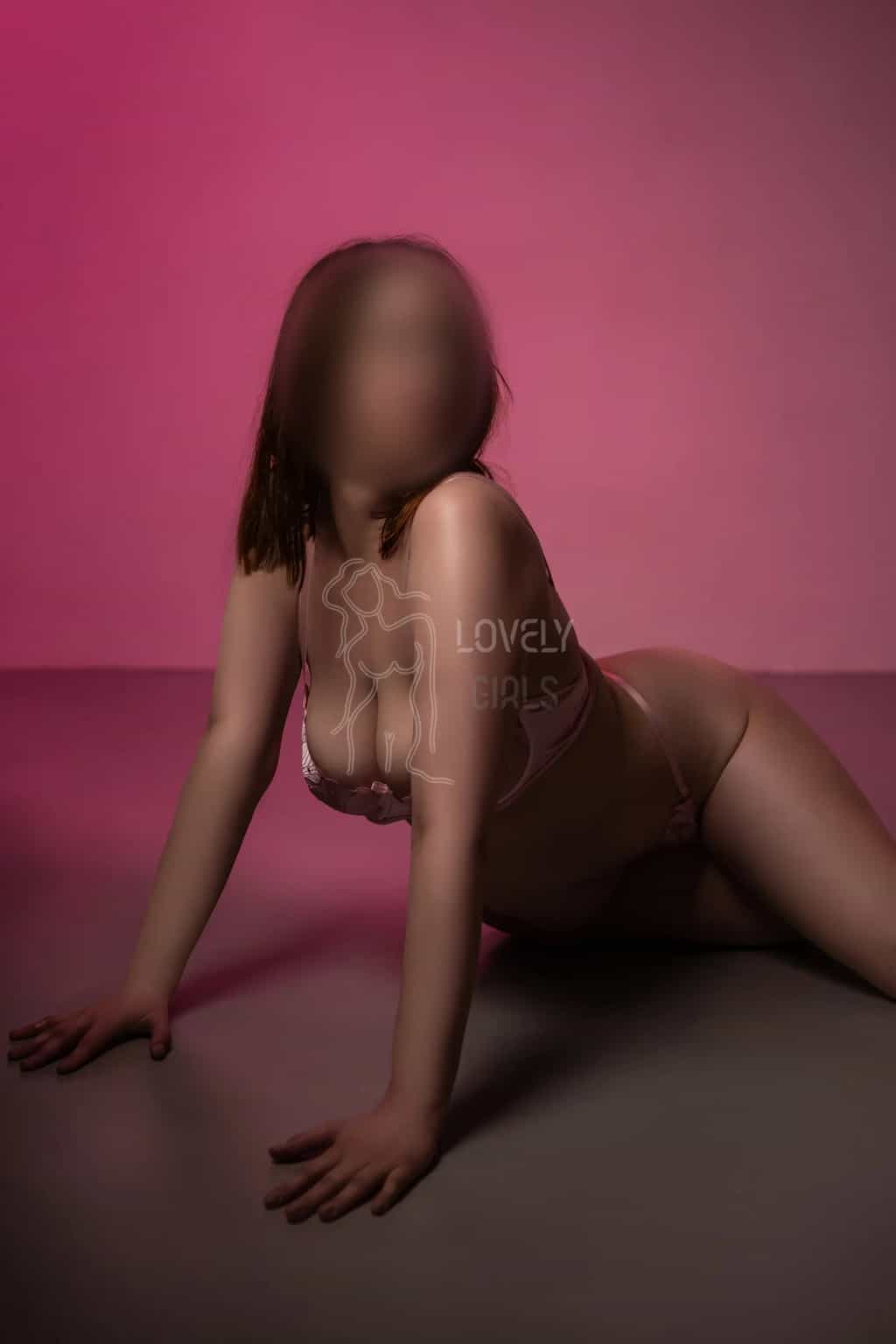 Holka na sex Elen - Lovely girls, Praha 2 - fotka 1