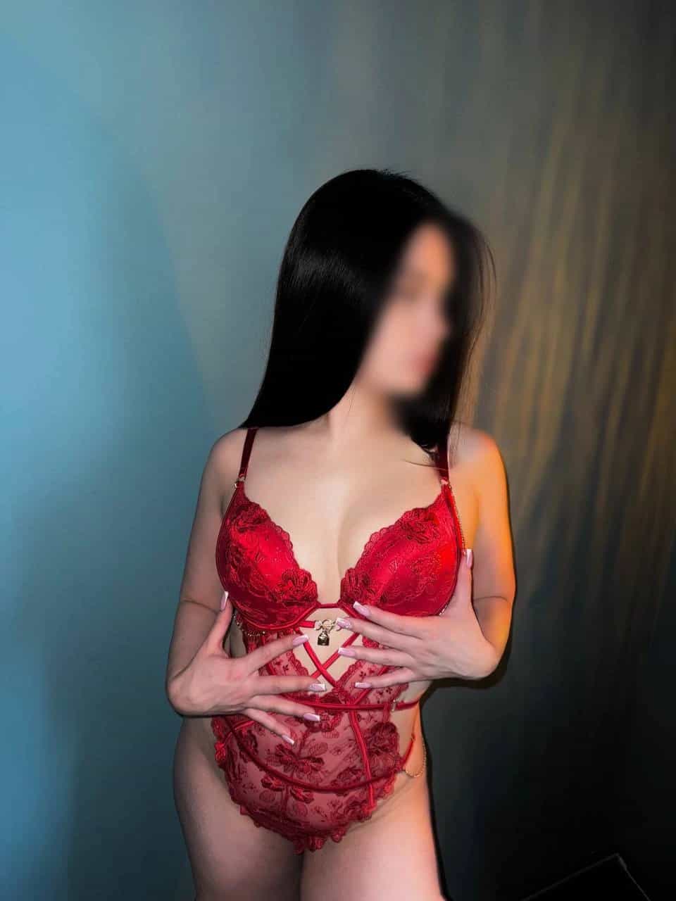 Erotická masérka Milana - Imperium Massage, Praha 3 - fotka 3