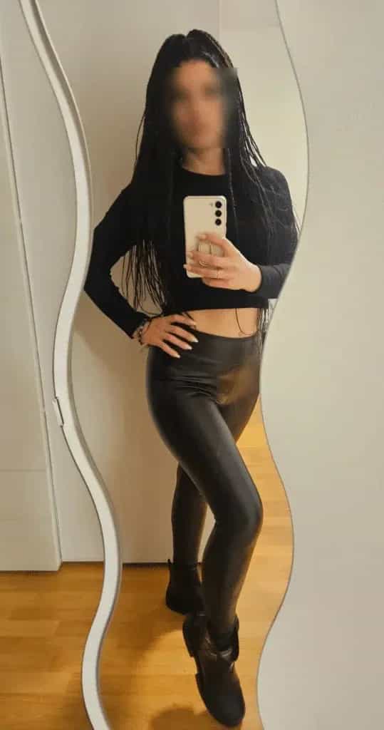 Holka na sex Carmella Escort - fotka 3