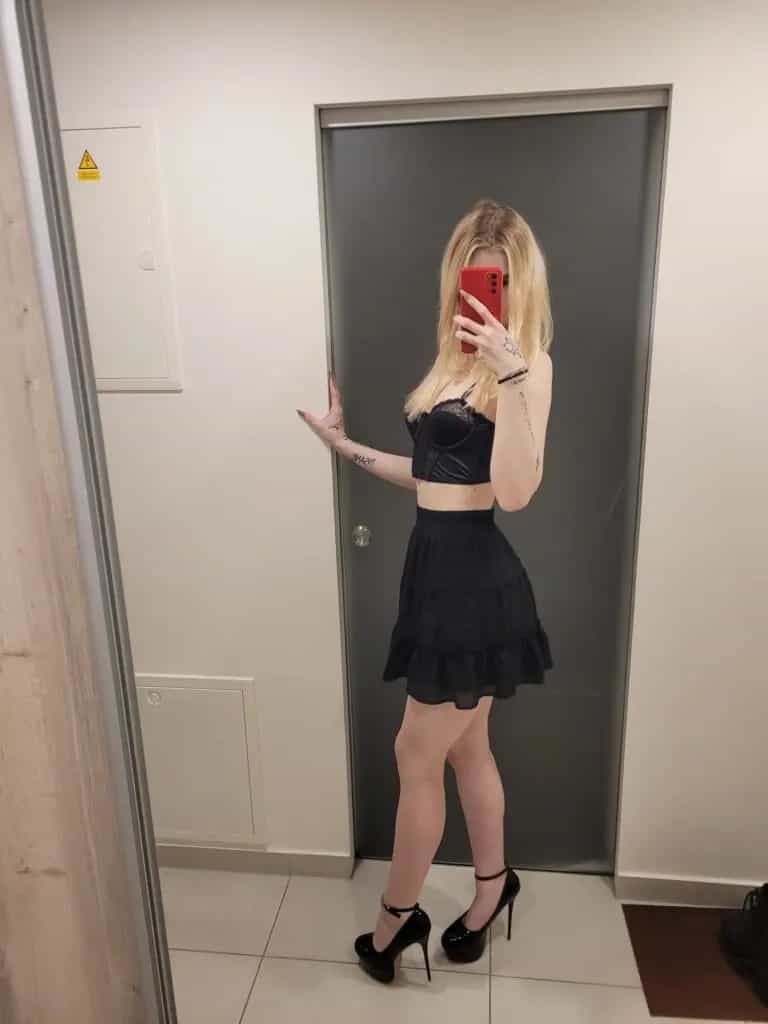 Holka na sex Linda Escort - fotka 2