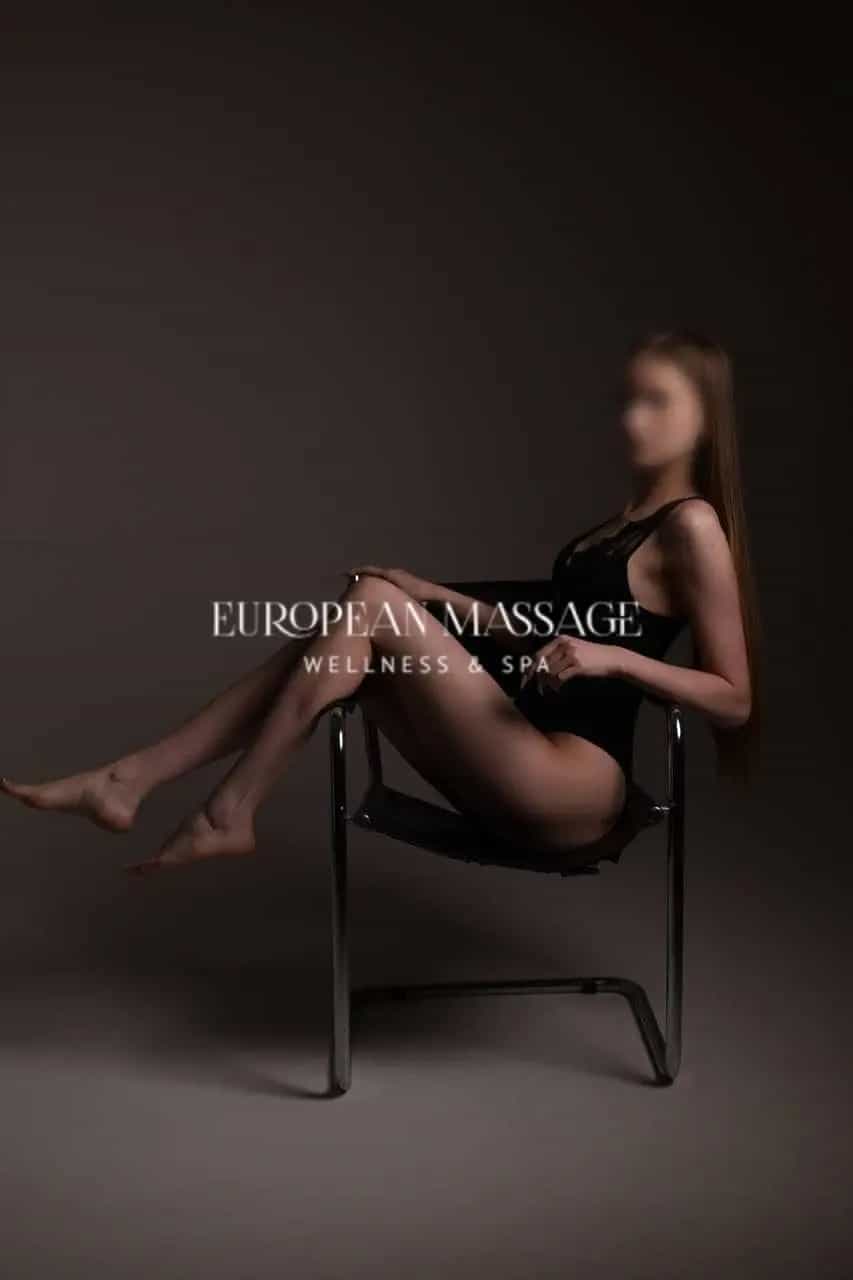 Erotická masérka Luna - European massage, Praha 8 - fotka 2