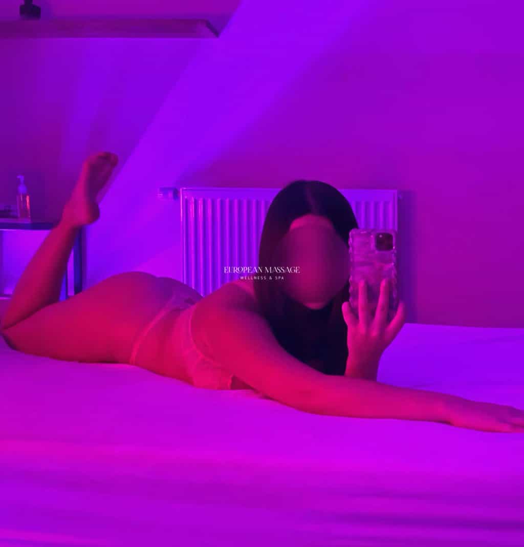 Erotická masérka Mei - European massage, Praha 8 - fotka 4