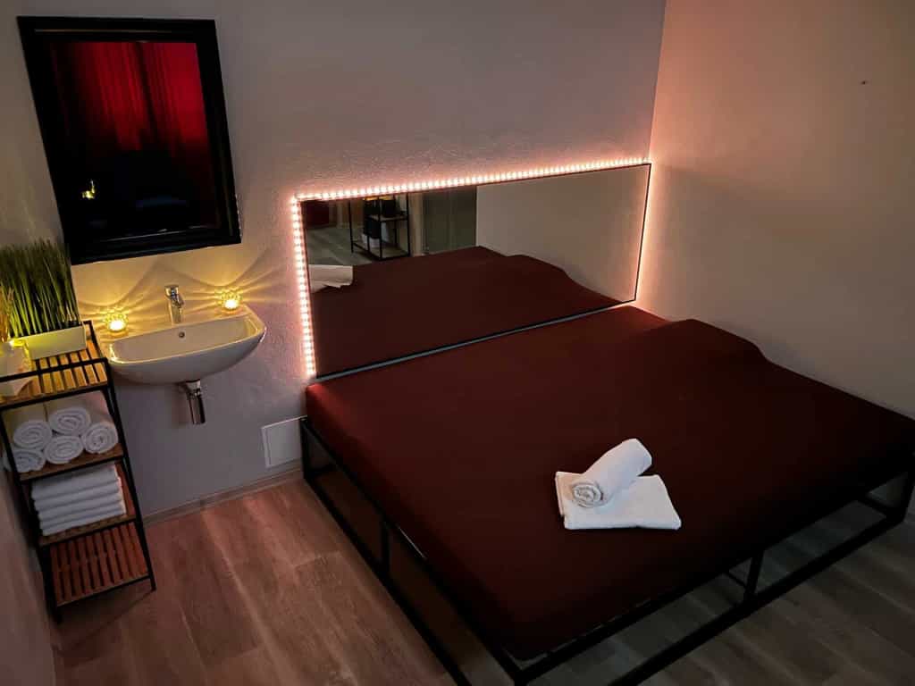 Masážní salon Tantra club, Praha 2 - fotka 9