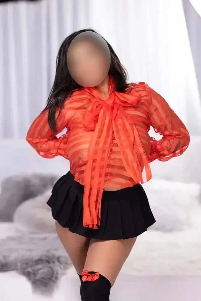 Erotická masérka Xenia Escort - Relax Massage Praha, Praha 1 - fotka 3