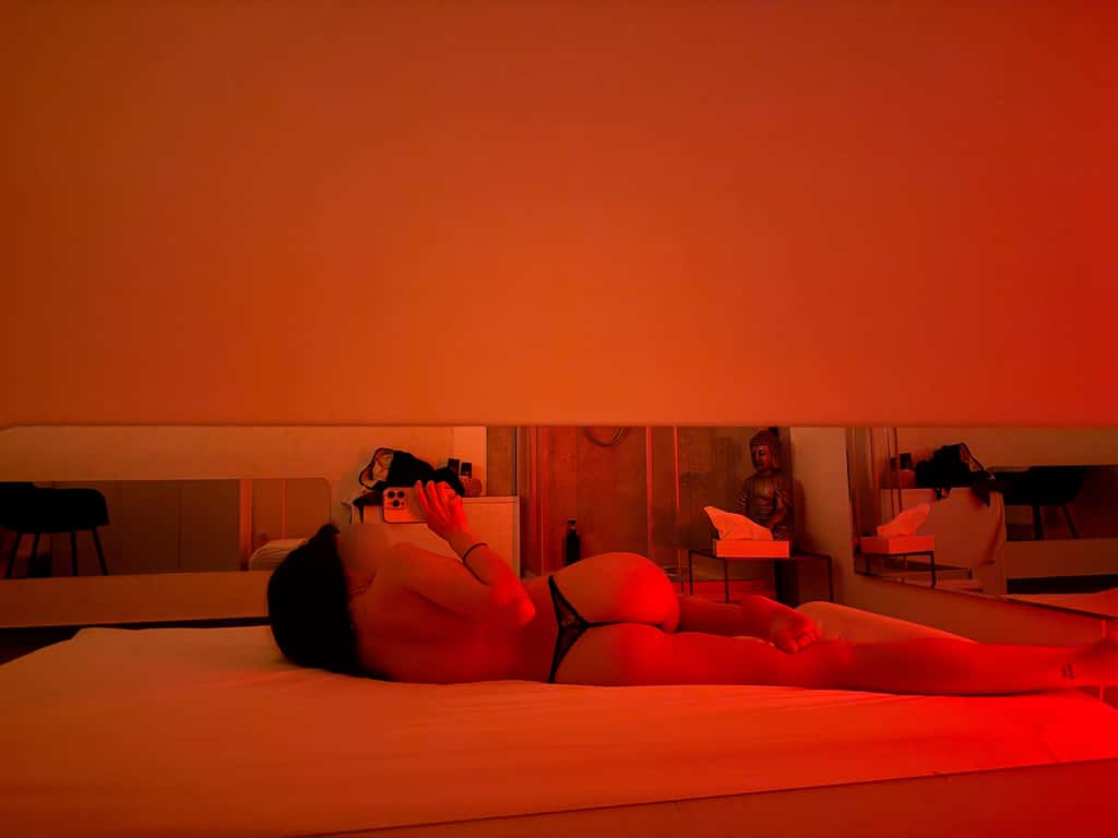 Erotická masérka Sonya - European massage, Praha 8 - fotka 3