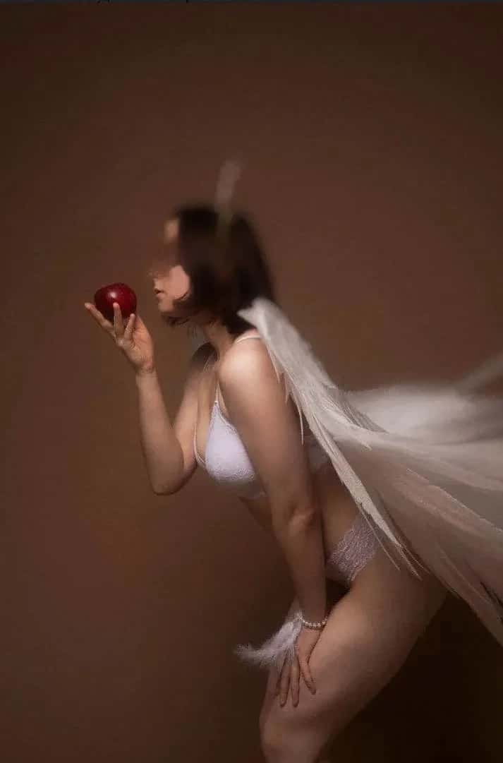 Erotická masérka Danielle - Fantazie massage, Praha 6 - fotka 8