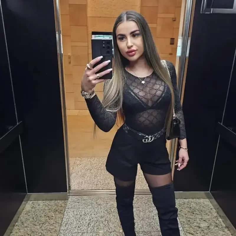 Holka na sex Anna Escort - Martin Kurt Elite, Praha 7 - fotka 1