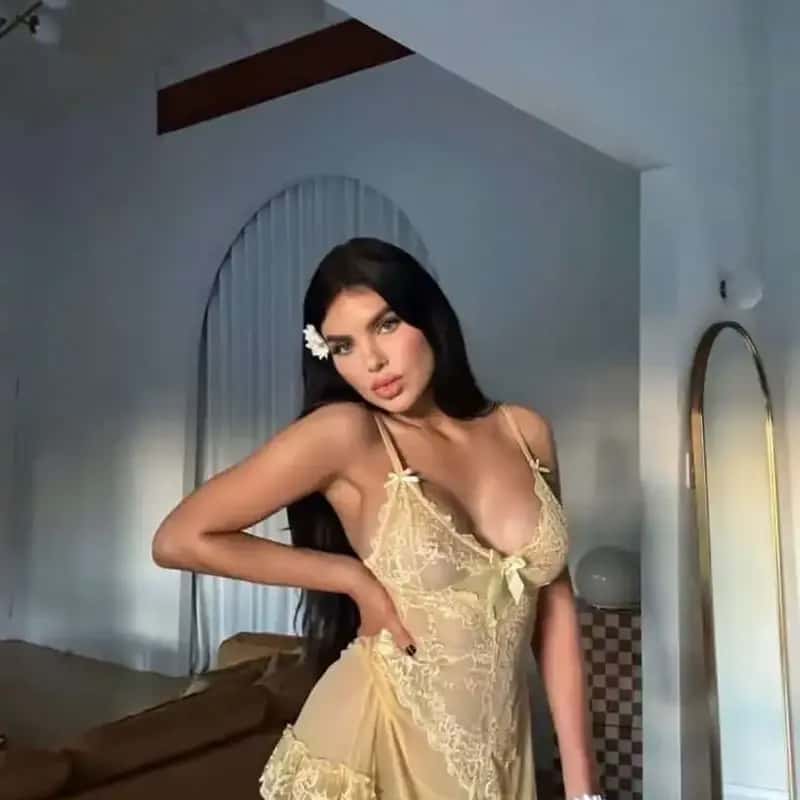 Holka na sex Bella Escort - Martin Kurt Elite, Praha 7 - fotka 5