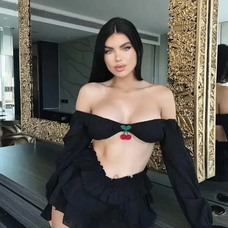 Holka na sex Bella Escort - Martin Kurt Elite, Praha 7 - fotka 1