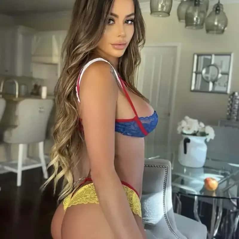 Holka na sex Isabella Escort - Martin Kurt Elite, Praha 7 - fotka 6