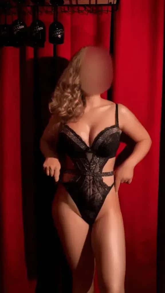 Erotická masérka Scarlett - Infinity Spa, Praha 2 - fotka 1