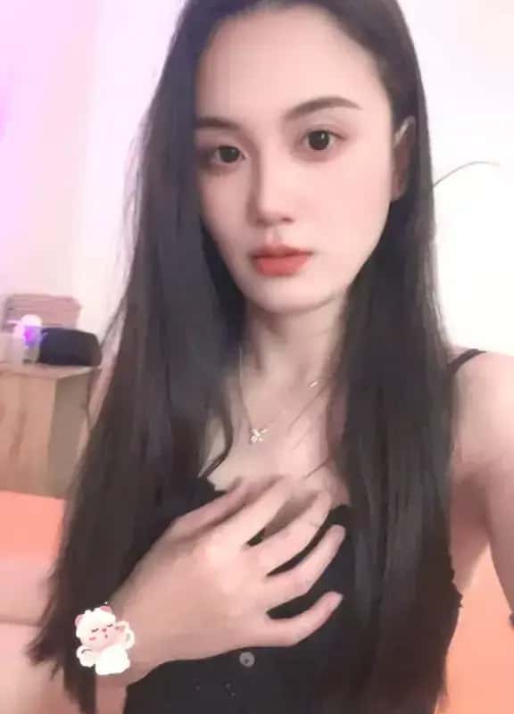 Holka na sex Yuyu - Asiatky v Brně, Brno - fotka 2