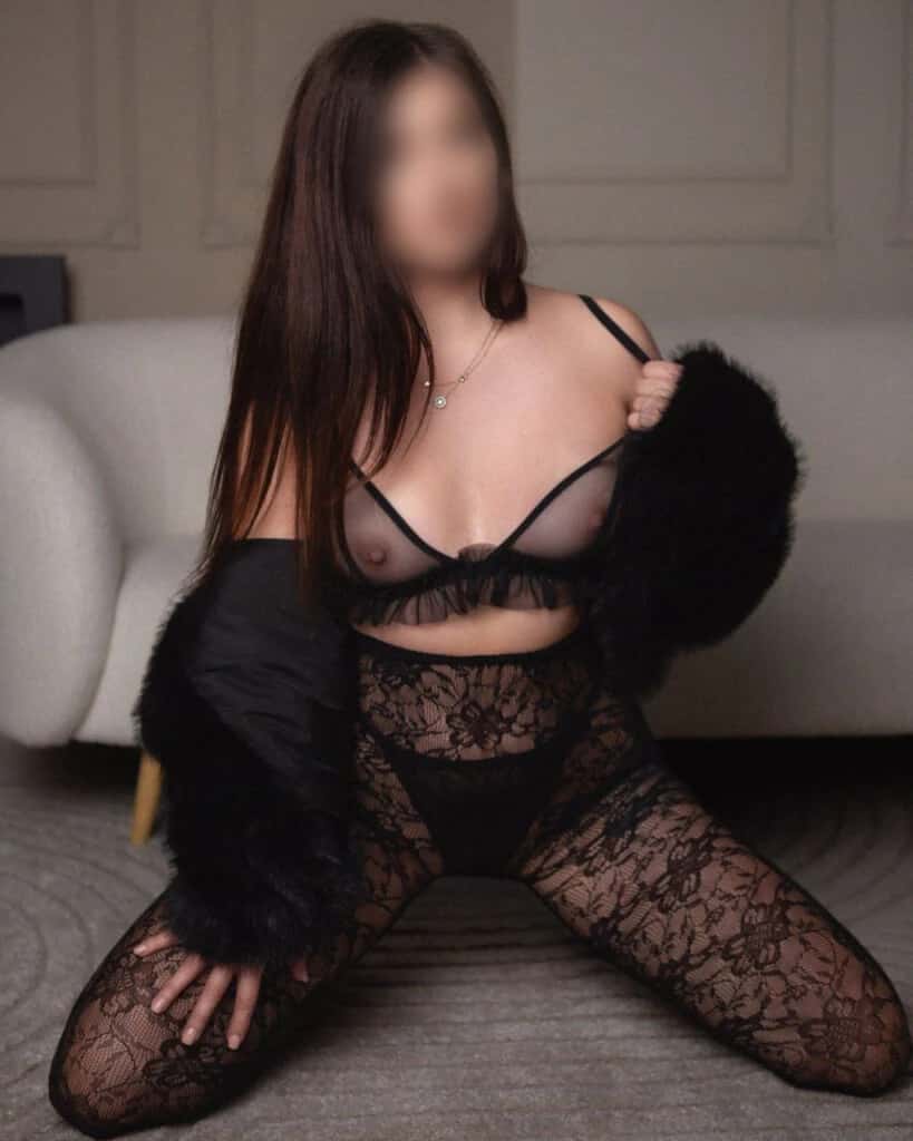 Erotická masérka Naty - Banana Massage, Praha 1 - fotka 4