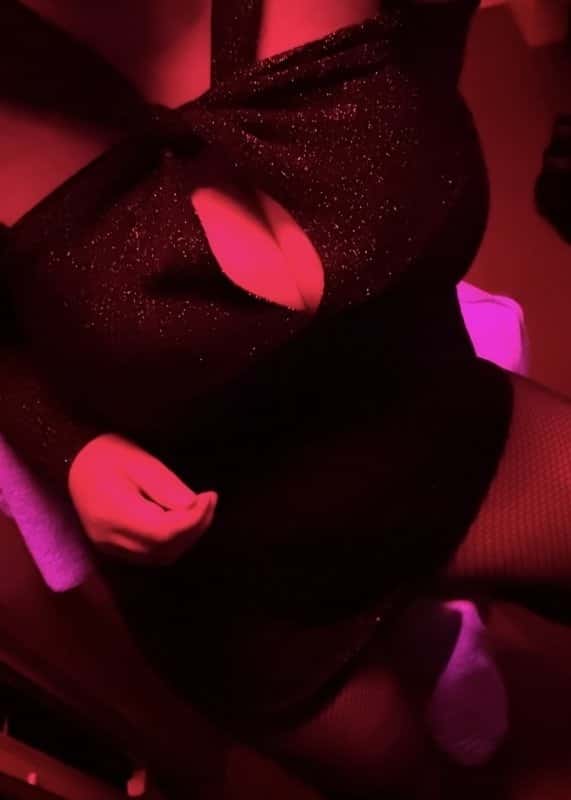 Holka na sex Zuzana Escort - fotka 1