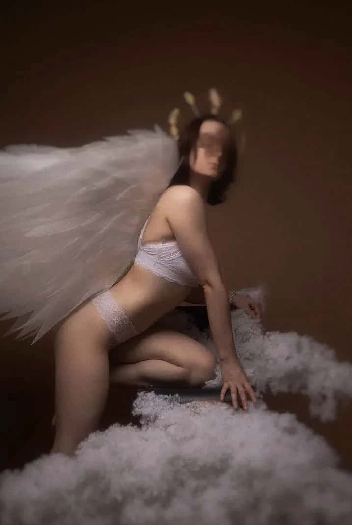 Erotická masérka Danielle - Fantazie massage, Praha 6 - fotka 6