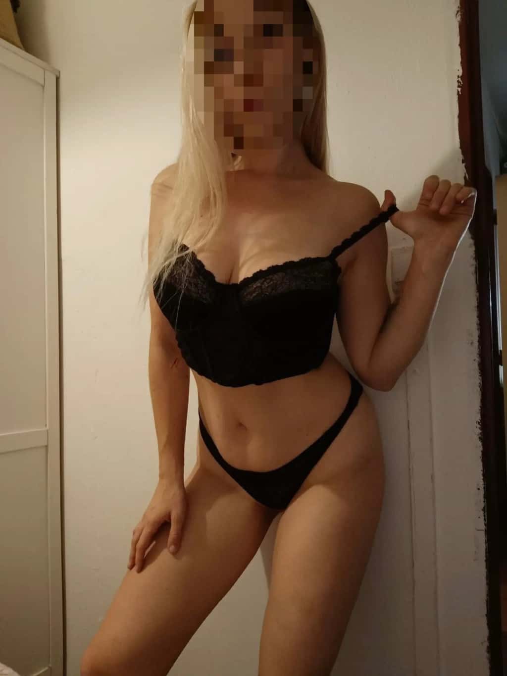 Holka na sex Ema - Lovely girls, Praha 2 - fotka 8