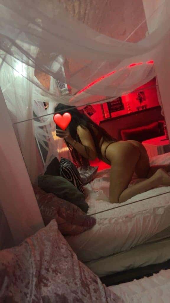 Holka na sex Karolínka - Praha 5