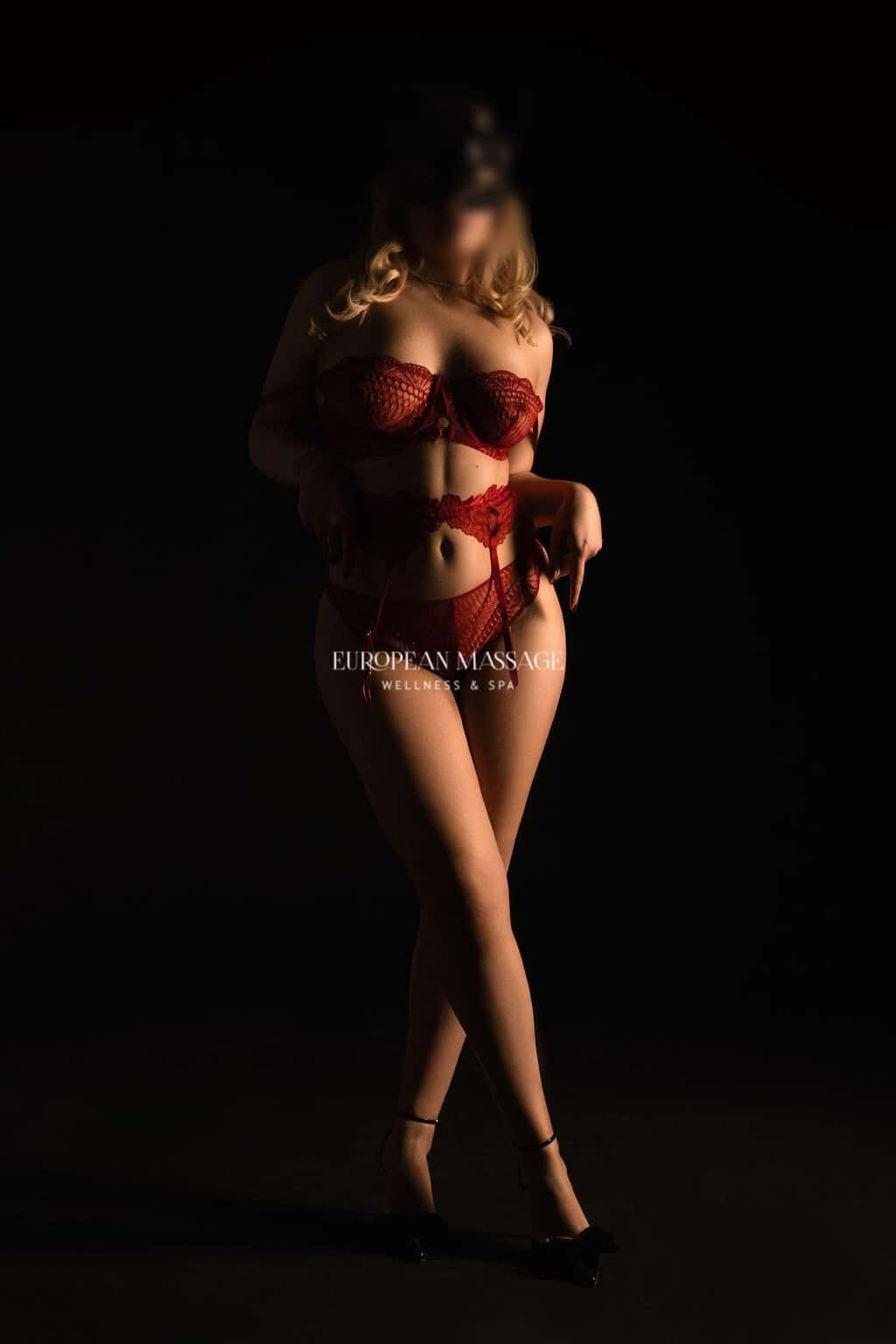 Erotická masérka Emma - European massage, Praha 8 - fotka 1