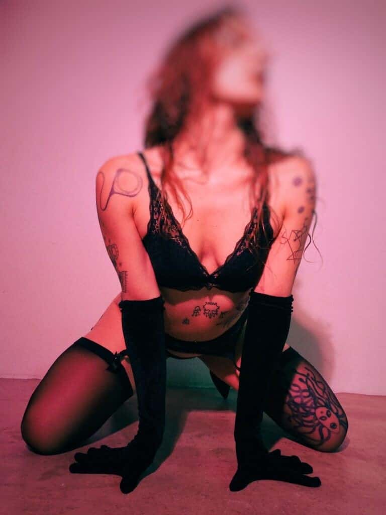 Erotická masérka Linda - Infinity Spa, Praha 2 - fotka 13