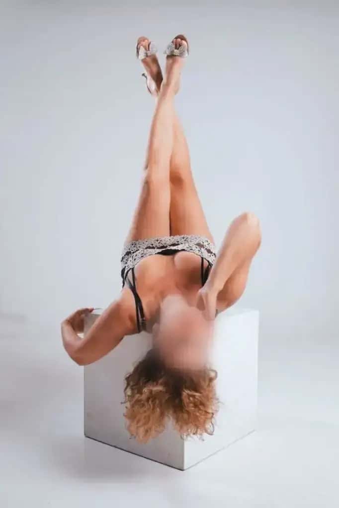 Erotická masérka Monica - fotka 3