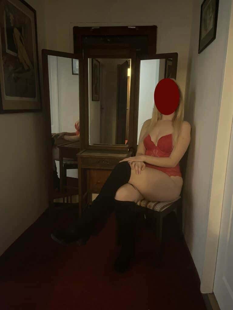 Holka na sex Anička, Escort - Privát club G-spot, Praha 3 - fotka 1