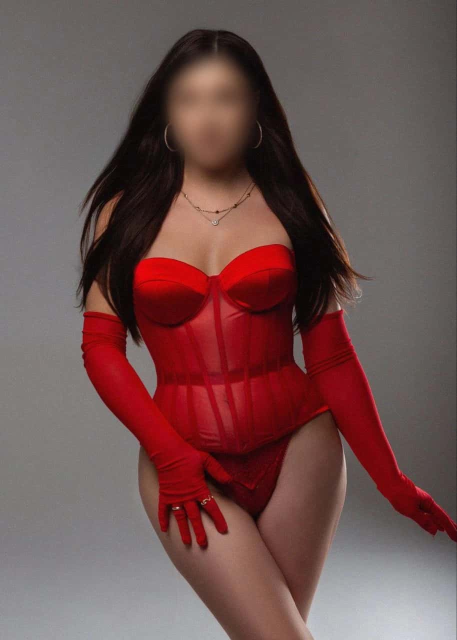 Erotická masérka Naty - Banana Massage - Praha 1