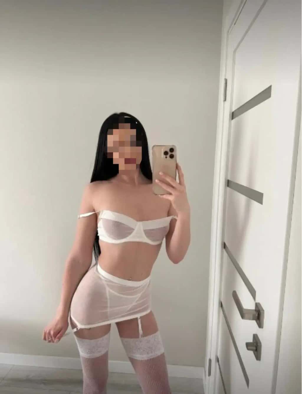 Holka na sex Samantha - Lovely girls, Praha 2 - fotka 4
