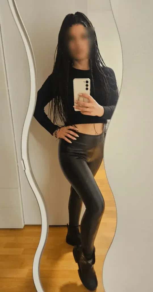 Holka na sex Carmella Escort - fotka 3