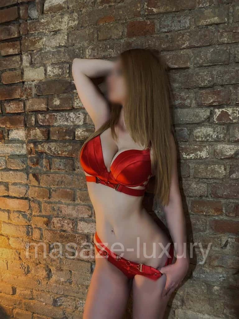 Erotická masérka Izabel - Luxury grand, Praha 10 - fotka 13