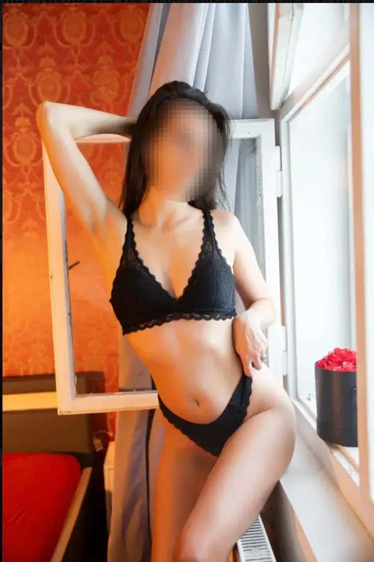Holka na sex Adell - Lovely girls - Praha 2