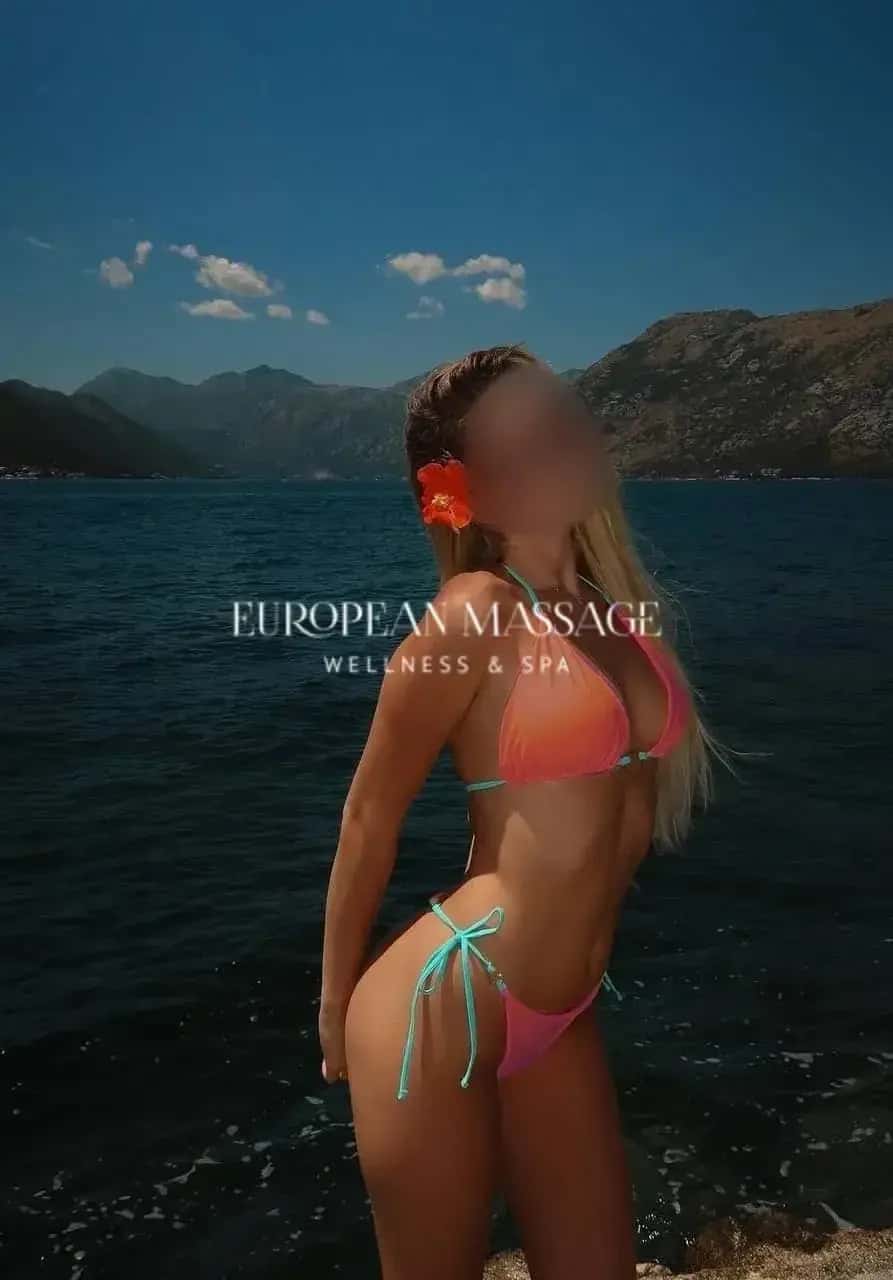 Erotická masérka Ket - European massage, Praha 8 - fotka 2