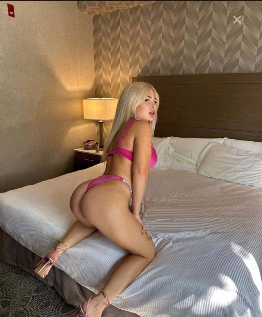 Holka na sex Lina, Escort - Praha 1