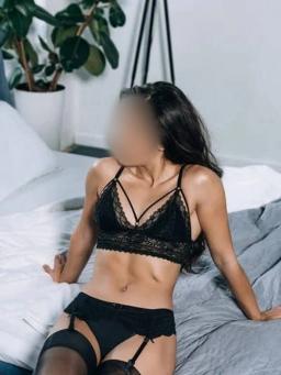 Erotická masérka Kamila, 21 let - Infinity Spa, Praha 2 | EroGuide