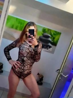 Dívka na sex Karolina, 22 let - Lovely girls, Praha 2 | EroGuide