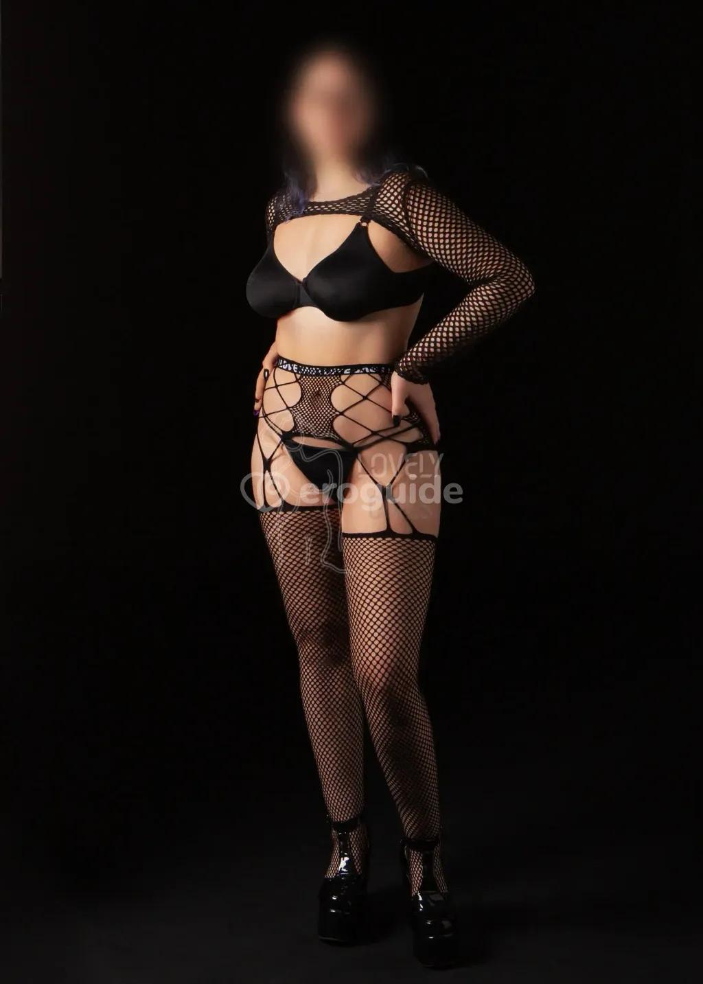 Dívka na sex Erika, 22 let - Lovely girls, Praha 2 | EroGuide