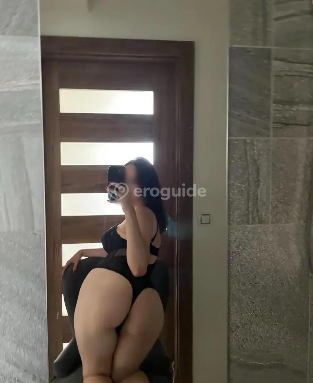 Dívka na sex Elen, 20 let - Lovely girls, Praha 2 | EroGuide