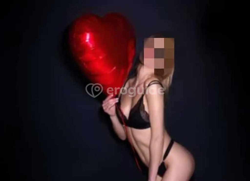 Dívka na sex Nikoly, 25 let, Escort - Privát kočky, Praha 1 | EroGuide