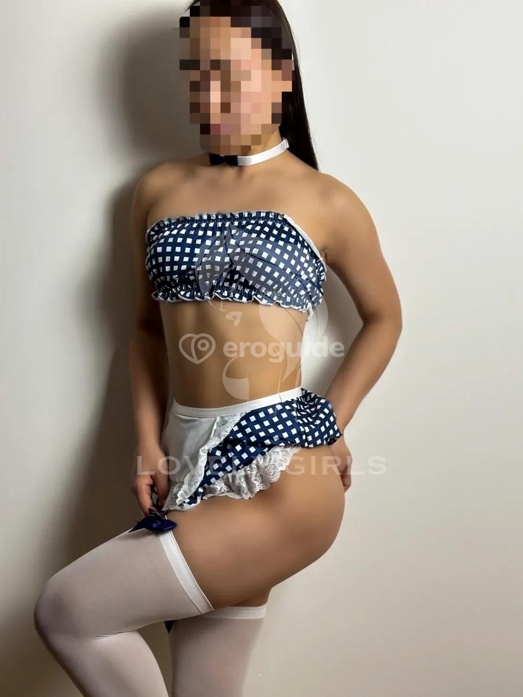 Dívka na sex Selena, 20 let - Lovely girls, Praha 2 | EroGuide