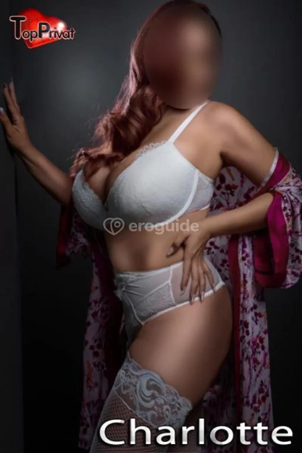 Dívka na sex Charlotte, 28 let - Top Privát, Praha 2 | EroGuide