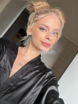 Dívka na sex Naomi, 19 let, Escort - Sex No 1, Praha 3 | EroGuide