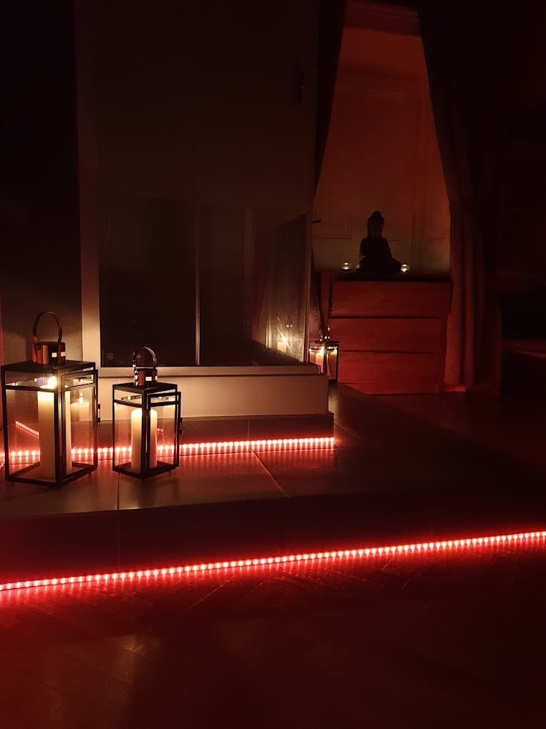 Cherry massage - Erotické masáže - Praha 8